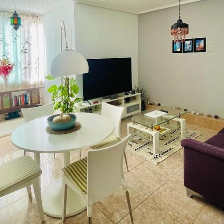 Habitacion Privada En Piso Compartido Valencia Bagian luar foto