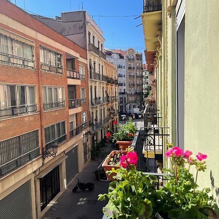 Habitacion Privada En Piso Compartido Valencia Bagian luar foto