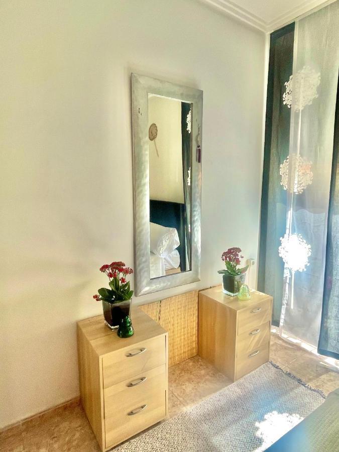 Habitacion Privada En Piso Compartido Valencia Bagian luar foto