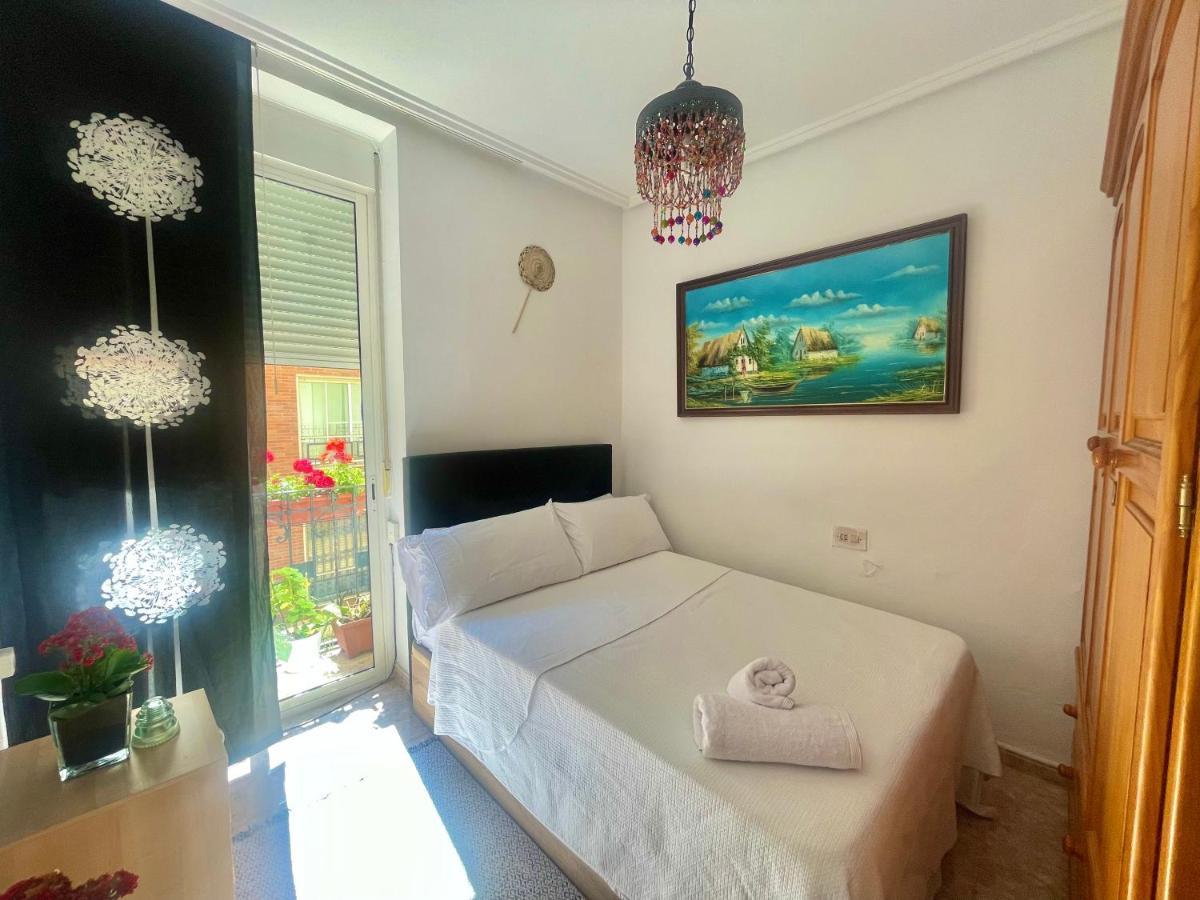 Habitacion Privada En Piso Compartido Valencia Bagian luar foto